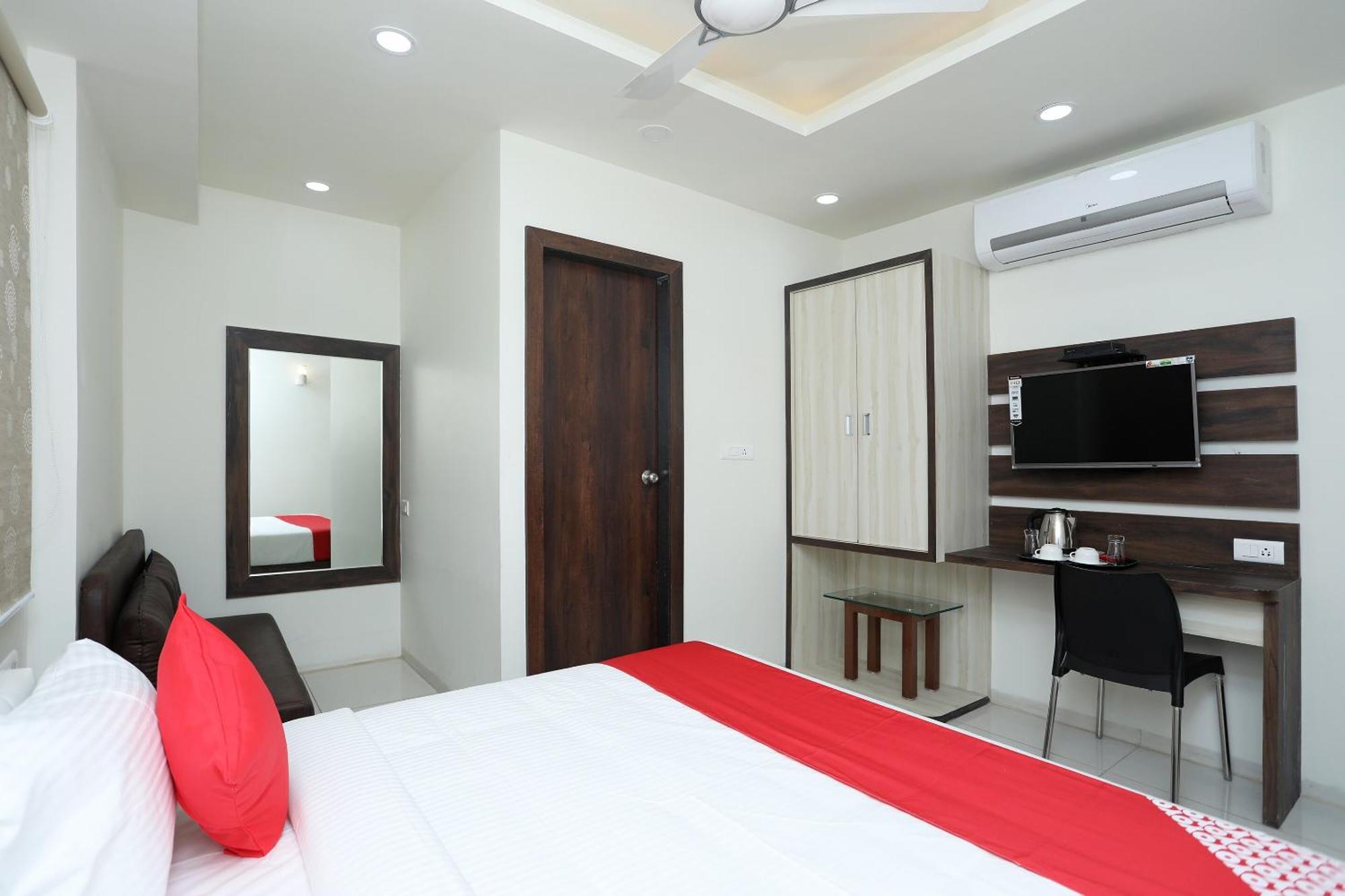 Super Hotel O Taste Of Temple Bhopal Buitenkant foto